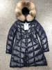 女性冬のジャケットダウンパーカコート最高品質のコートカジュアルアウトドアウォームフェザーアウトウェアが厚くなります