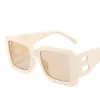 Brand Designer Square Sunglasses女性特大ブラックスタイルの色合い女性ビッグフレームファッションサングラス女性UV400メガネ