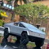 Diecast Model Cars 124 Tesla Cybertruck Pickup сплав Diecasts игрушечные автомобили Металлический игрушечный автомобиль Модель и легкий вытягивание назад Collect300f