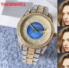 Klassisk Rhinestone Steel Designer Watch 40mm Luxury Fashion Crystal Diamonds Ring Ring Klockor Kvinna Man Quartz Clock Stopwatch