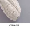 Wesay Jezi Sweter damski Zajenity dla kobiet z dzianiny gruby luźny lampion rękaw perełkowy przycisk krótki słodki leniwy styl 211218