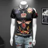 Lüks Taç Arı Baskı T Gömlek Erkekler Kısa Kollu Yaz Rahat T-shirt Nefes Tee Tops Streetwear T Gömlek Erkek Giysileri 7XL 210527