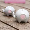 Party Favore 50pcs Lotto Boy Girl Baby Shower Favori Elefante Ceramica Salt Pepper Shakers Shakers Brides Maid Regtes Wedding