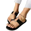 Sandales 2021 été femmes chaussons Clip orteil métal dames appartements diapositives femmes décontracté confort plage chaussures femme mode Rivet chaussures