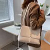 أكياس المرأة 2021 جديد الكورية الأزياء الصغيرة مربع حقيبة بو المرأة حقيبة واحدة حقيبة كتف المرأة msenger bagedsf