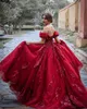 きらめくスパンコールの湖分離可能な袖2022 Quinceanera Prom Dresses Ball Gown Tulle Off Shouldled Burgundy Dark Red Sweet 15 eve201c