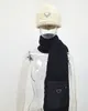 Ull Scarf Beanie Suit Designer Scarves Hat Pocket Design för Man Women Shawl Long Neck 2 Color Top Quality30L