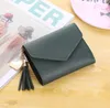 Kvinnors plånbok söta student Tassel hänge kort trend små mode pu plånböcker 2021 myntväska damkortväska för kvinnor db915