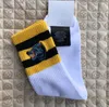 Najwyższej jakości projektant Włoch Socks for Men Letters Haftowe oddychające bawełniane pończochy Wąż Unisex Wolf Head Sports Sock