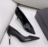 الكلاسيكية النساء اللباس أحذية أزياء نوعية جيدة ماركة جلد أحذية عالية الكعب الإناث مصمم السيدات مريحة عارضة الأحذية weding الأحذية C908130