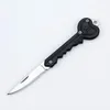 Key Shape Mini Folding Kniv Tillbehör Party Outdoor Saber Multifunktionell Fick Fruit Self Defense Knives Keychain Yfa2828