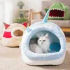 Lit de chat Tente d'intérieur pour animaux de compagnie Coussin doux et chaud Novetly Huts Maison confortable Toutes les saisons Lits de couchage Nid pour petit chien de taille moyenne Chaton 210722