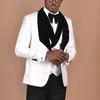 White Floral Jacquard Wedding Tuxedo for Groomsmen 3 Piece Custom African Men Suits Black Velvet Lapel Man Fashion Costume 2020 X0909