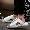 Uomo Roma Infradito Scarpe da ginnastica Piattaforma Appartamenti estivi casual Sandali stile street cool