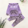 Abbigliamento infantile 2021 Autunno Inverno Bambino Bambini Neonati maschi Ragazze Leopard Lettera Stampa Felpa con cappuccio + pantaloni 2 pezzi Abbigliamento sportivo Costume per bambini G1023