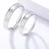 Bröllopsringar S925 Sterling Silver Jewelry Simple Finger Ring Par En av män och kvinnor äktenskap