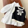 Ny 2021 Spring Baby Girls Vit Drpuff Ärme Solid Färg Ruffles Koreanska Stil Kids Casual Dresses X0803