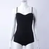 Deep em v Neck Preto Bodysuit Mulheres Elegante Sexy Espaguete Strap BodyCon Playsuits Romper Summer Beach Feriado Streetwear 210517