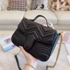 2021 Meilleurs sacs à bandoulière Womens Cross Body Heart Shaped Bag Crossbody Bag Sacs à main Sacs à main Sac en cuir véritable Sacs de haute qualité Les plus populaires