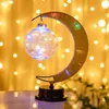 Stringhe LED Moon Orb Iron Art Lampada da tavolo piccola Palla dei desideri Decorazione camera da letto Luce notturna Atmosfera regalo di Natale