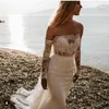 Sexy ivoor zeemeermin strand trouwjurken strapless lange mouw boho land bruidsjurken backless kant plus size bruid jurk sweep trein