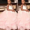 Blush Pink Cute Flower Girl Dresses For Weddings Sheer Neck White Lace Appliques Ball Gown Tulle Ruffles Tiered Girls Pageant Dress Kids Communion Gowns s s