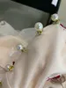 Pist Tasarımcısı Bej Çiçek Aplikler Tek Göğüslü Örgü V Yaka Midi Elbise Tatlı Genç Zarif Parti Elbise Navidad 210421