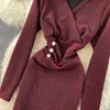 Eleganckie Kobiety Koreański Ol Dress Dress Winter Fashion Classic Samica Office Short V-Neck Długi Rękaw Robe Femme 210603