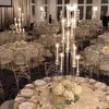 Multi tête doré mariage décor route Guide Reed lumière acrylique Transparent chandelier maison fête Table pièce maîtresse