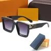 Hohe Qualität Marke Frau Sonnenbrille Gradienten Glas Objektiv Luxus Herren Sonnenbrille UV Schutz Herren Designer Brillen Metallscharnier Mode Frauen Brille mit Kisten