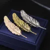 Metalowy liść ze stopu broszka pióro pinki antyczne srebrny pozłacane garnitur akcesoria kobieta mężczyźni lapel pin broszki biżuteria prezenty