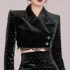 Set da due pezzi da donna coreano di alta qualità elegante cappotto corto in velluto a pois nero e gonna aderente in pizzo patchwork in vita 210519