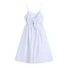 Été Sexy Blanc Spaghetti Strap Robe Femmes Dos Nu Évider Dos Noeud Noeud V-cou Lâche Casual Dames robe 210515