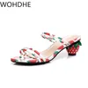 New Fashion Fruit Print Sandali con tacco alto alla fragola Donna Summer Women Shoes Size 35-40 Round Y0721