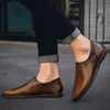 Zomerjurk comfortabele mode lente herfst casual boot schoenen slip op man mocassins ontwerp echte lederen heren loafers