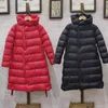 Vinter Ultra Light Hooded Long Jacket Kvinnor 90% Vit Duck Down Coat Tjock Varm Loose Outwear Hight Quality Bread Parkas 210430