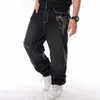 Mannen straat dans hiphop jeans mode borduurwerk zwart losse bord denim broek algemene mannelijke rap hip hop jeans plus size 30-46 210622