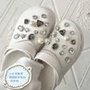 신발 부품 액세서리 Leuke Charms 디자이너 Diy Bling Accessoires Voor Meisjes Metalen Ketting Rhinestone Croc Decoraties Jibz Merk Schoenen Bloem 1206