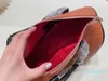 ハンドバッグクラシックレザーハイレディースハンドバッグデザイナー財布枕コインバッグ品質ショルダーラグジュアリー