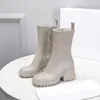 2024 Diseñadores de lujo Mujeres Botas de lluvia Estilo Inglaterra Impermeable Welly Goma Agua Lluvias Zapatos Tobillo Botín Botines Plataforma 231