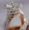 Huitan Gorgeous 3PCS /セット女性の結婚指輪モザイクAAA CZ 2トーンロマンチックな女性の婚約指輪ファッションジュエリー最高品質