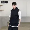 IEFB Koreansk Personlig Sida Zipper Hooded Functional Style Black Vest för män Personlig Ärmlös Waistcoat 9Y7079 210524