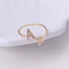 A-Z letra dourada metal anel de abertura ajustável iniciais nome alfabeto feminino criativo anéis de dedo joias de festa da moda