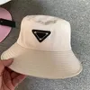 Целая высококачественная шляпа -дизайнерская кепка для мужчин женщина нейлоновые шапки Beanie Cacquettes Fisherman Buckets Hats Patchwork Fashion3300