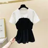 Design Patchwork Pleated Panelled Hugging Fake Two-Piece T-shirt Summer Korean Style Ageing O Neck Shirt Women Tops 210615