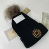 Bobble Chapéus Moda Designer Bucket Hat Chunky Knit Faux Fur Pom Beanie Slouchy Beanies1341109