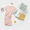 Bambini Pigiami per bambini Ragazze Cotton Toddler PJS Summer T-shirt e pantaloni Tute da salotto Set Sleepwear Nightwear 210908