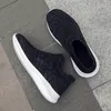 Fabrik runner mesh läder sneakers skor kvinnor sport wading tränare ihålig ultra-lätt komfort andas casual walking black, röd, lila