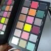 La plus récente palette de fards à paupières J Star x Shane Dawson Conspiracy 18 couleurs Shimmer Matte de haute qualité200K6231125