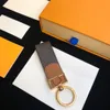 Brand Designer Luxury Keychain Mens Leather car key ring Keychains Buckle womens fashion bags hanging buckle High Quality5602988
